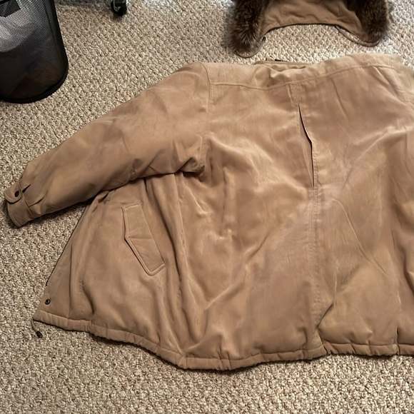 LIKE NEW BROMLEY SPORT DOWN JACKET XL - Picture 5 of 8